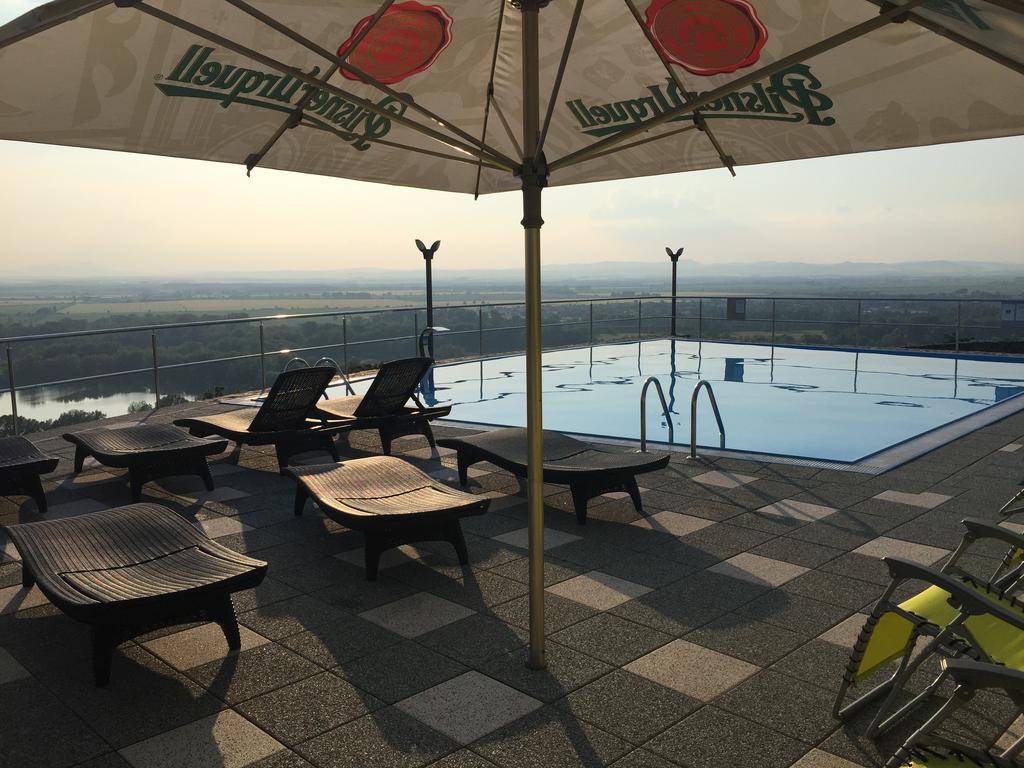 Wellness Pension Inovec Jalsove Exterior photo