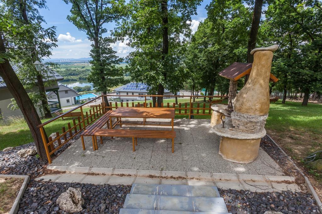Wellness Pension Inovec Jalsove Exterior photo