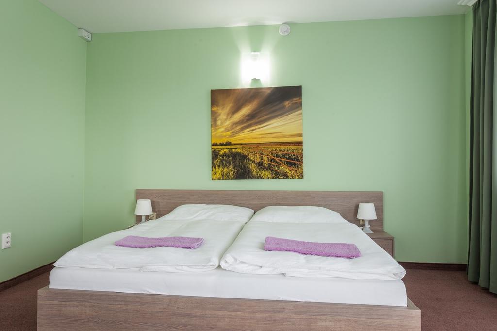Wellness Pension Inovec Jalsove Exterior photo